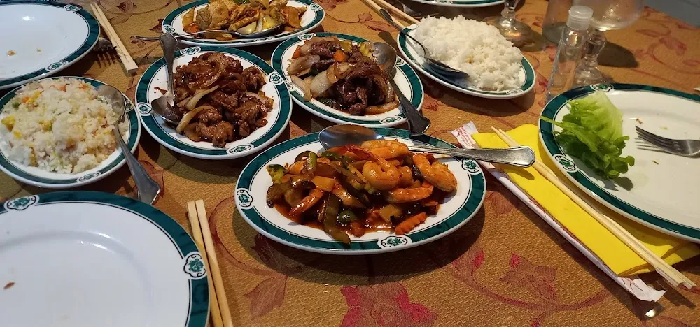 Porc Caramel Poulet Curry Bœuf Oignon Crevettes